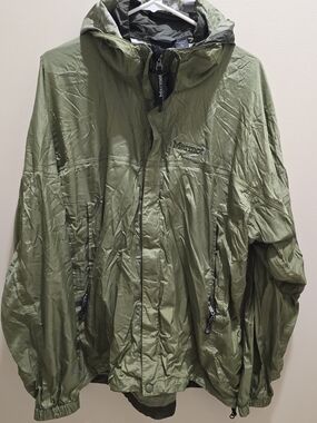 Marmot Men's Olive Green Lightweight Hooded Jacket